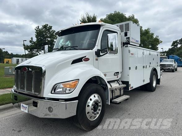 Peterbilt 537 Anlegg - Annet