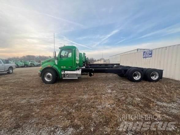 Peterbilt 548 Chassis