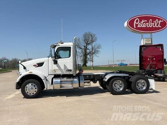 Peterbilt 567 Trekkvogner