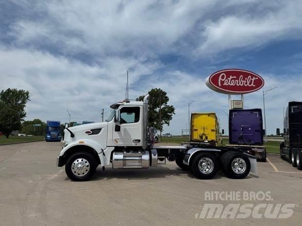 Peterbilt 567 Trekkvogner