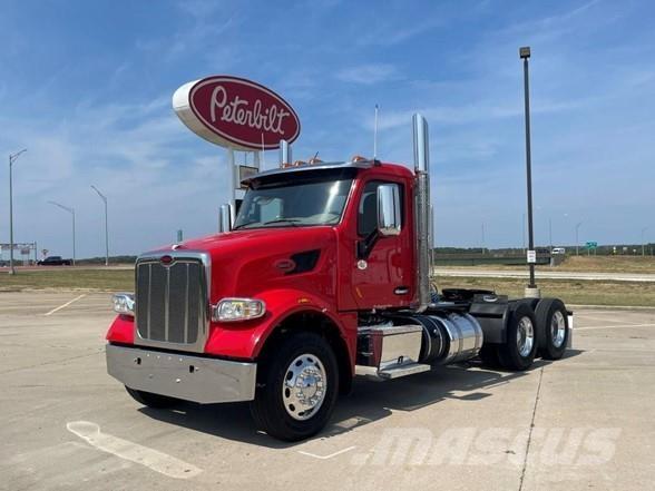Peterbilt 567 Trekkvogner