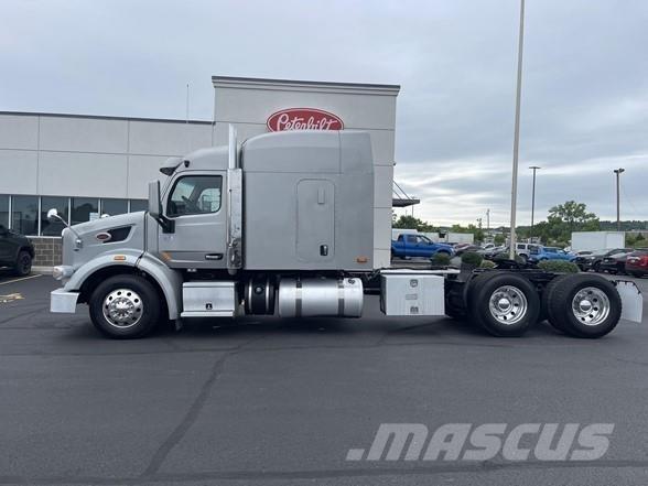 Peterbilt 567 Trekkvogner