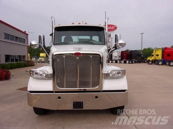 Peterbilt 567 Trekkvogner