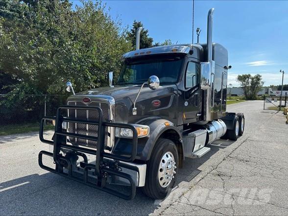 Peterbilt 567 Trekkvogner