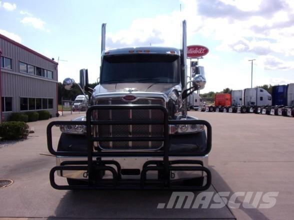 Peterbilt 567 Trekkvogner