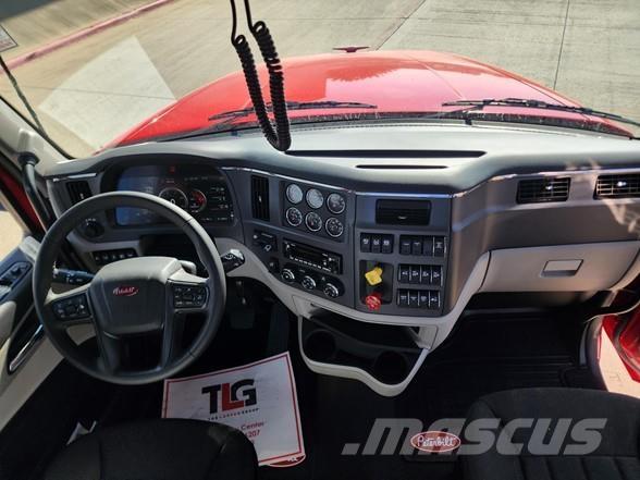 Peterbilt 567 Trekkvogner