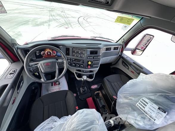 Peterbilt 567 Trekkvogner