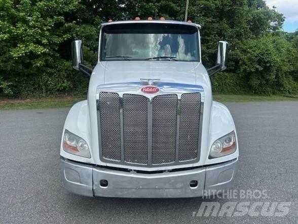 Peterbilt 579 Trekkvogner