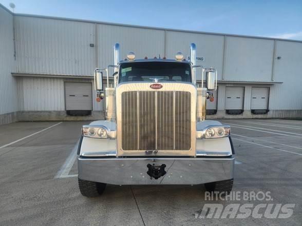 Peterbilt 589 Trekkvogner
