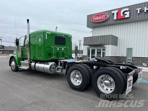 Peterbilt 589 Trekkvogner