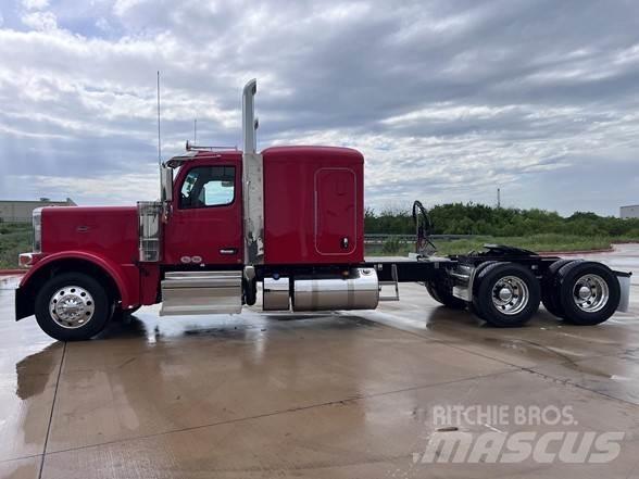 Peterbilt 589 Trekkvogner