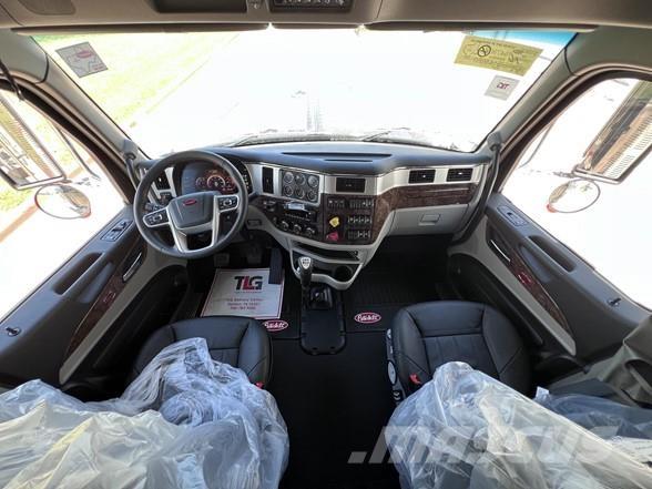 Peterbilt 589 Trekkvogner