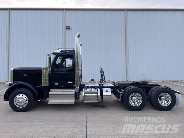 Peterbilt 589 Trekkvogner