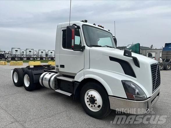 Volvo VNL42T300 Trekkvogner