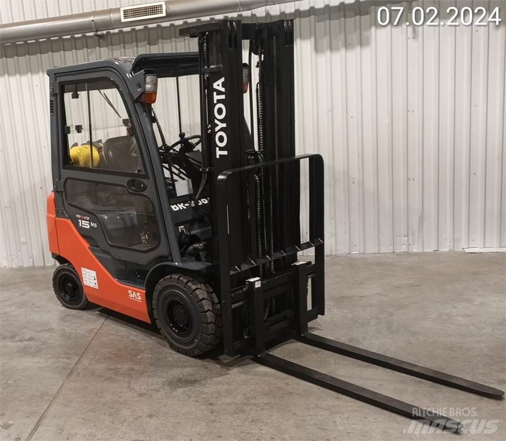 Toyota 02-8FGF15 Propan trucker