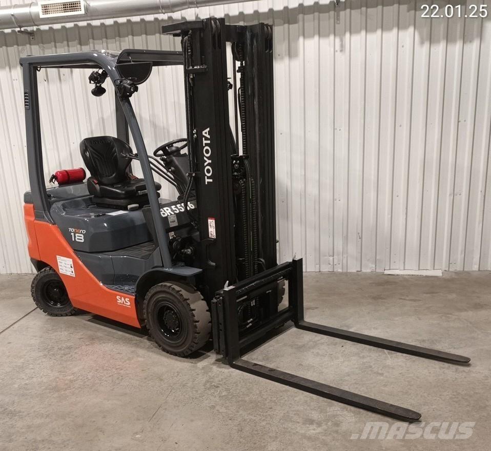 Toyota 42-8FDF18 Diesel Trucker