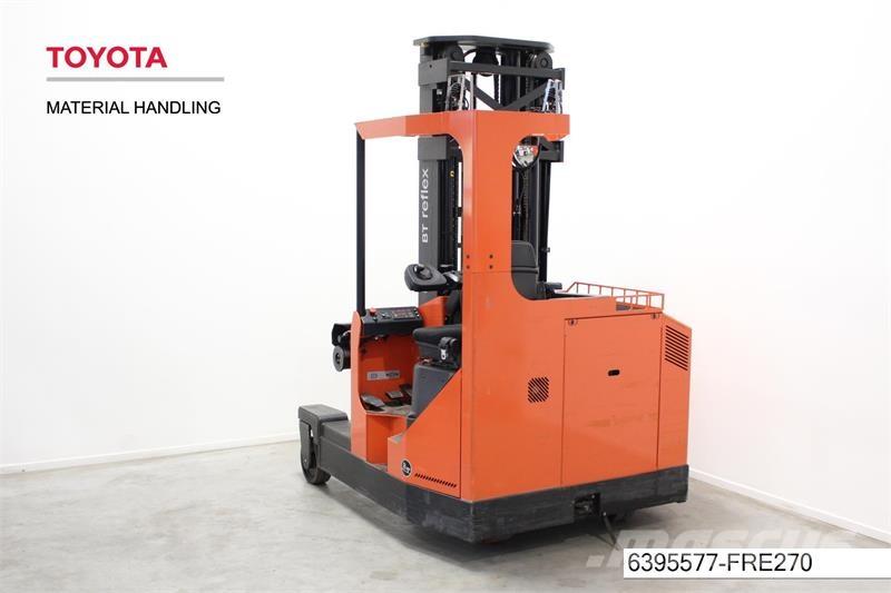 BT FRE270 Skyvemasttruck