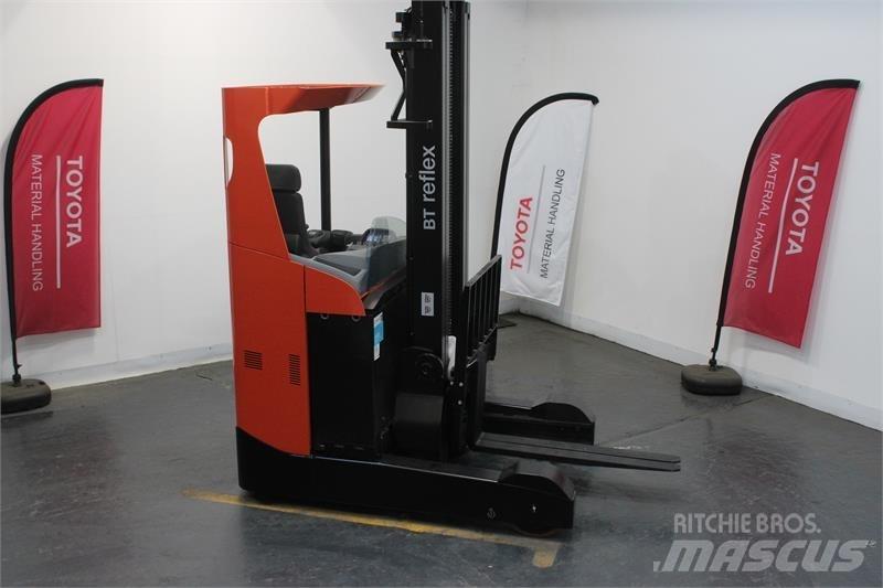BT RRE200 Skyvemasttruck