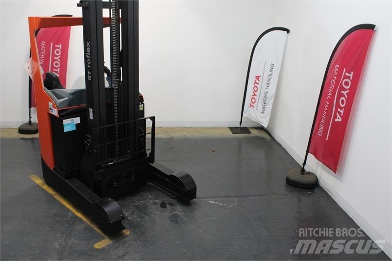 BT RRE200 Skyvemasttruck