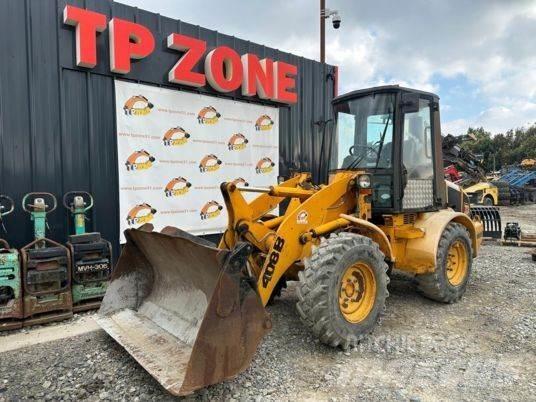 JCB 408 à 14500 € HT Hjullastere