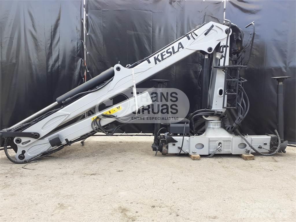 Kesla 2009L Kraner og lasteapparater