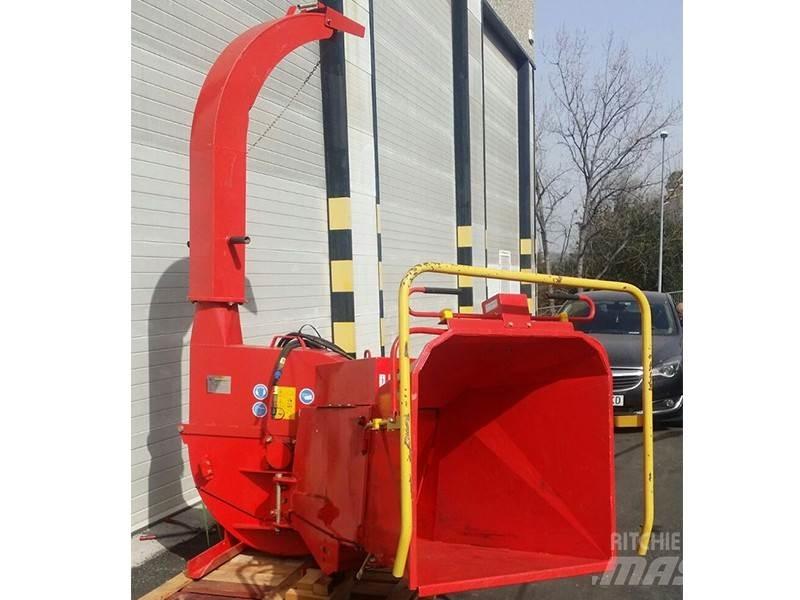  Talmak AY600 Fliskuttere