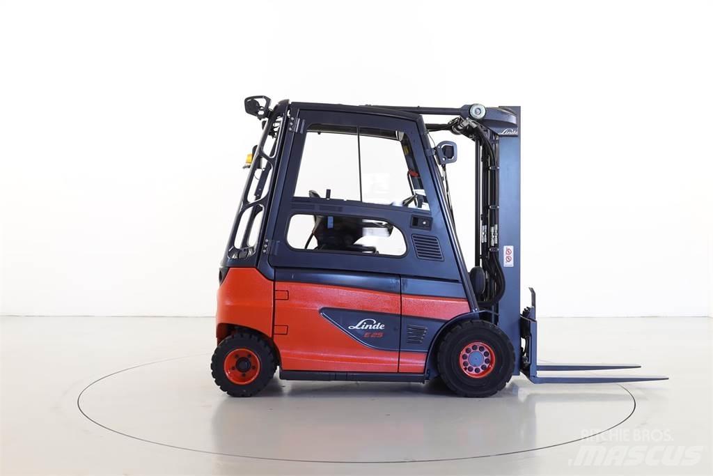 Linde E25-01 387 Elektriske trucker