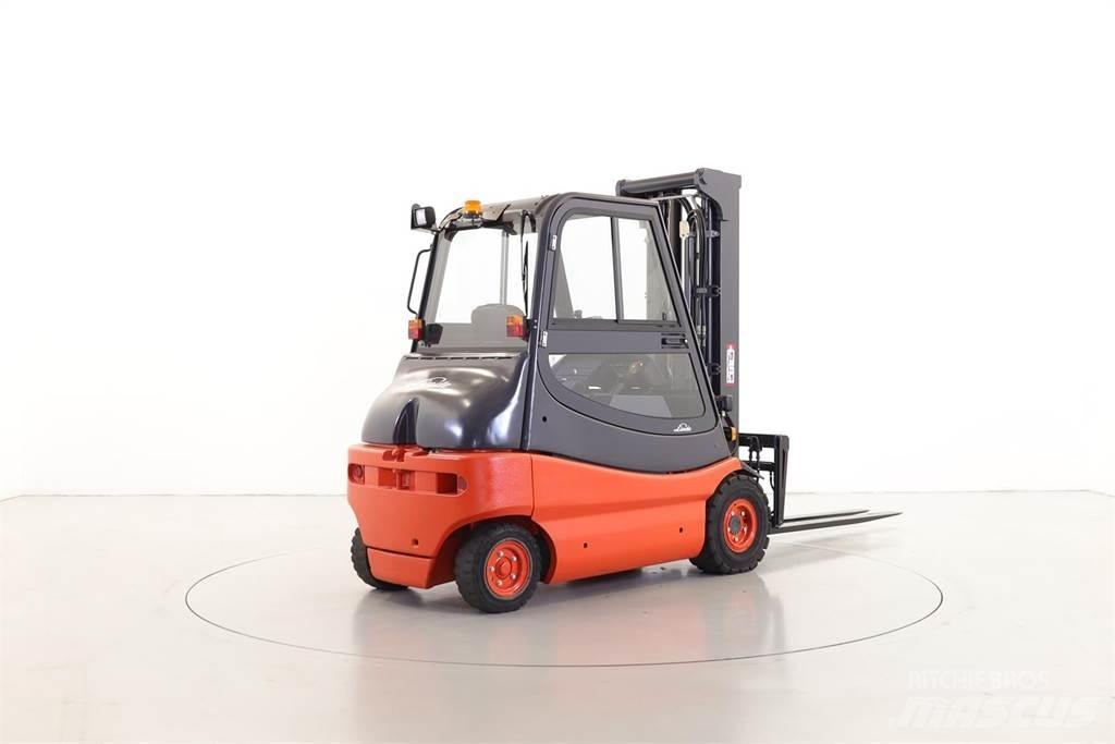 Linde E30-02/336 Elektriske trucker