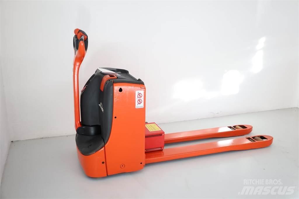 Linde T-18 Lavtløftende truck