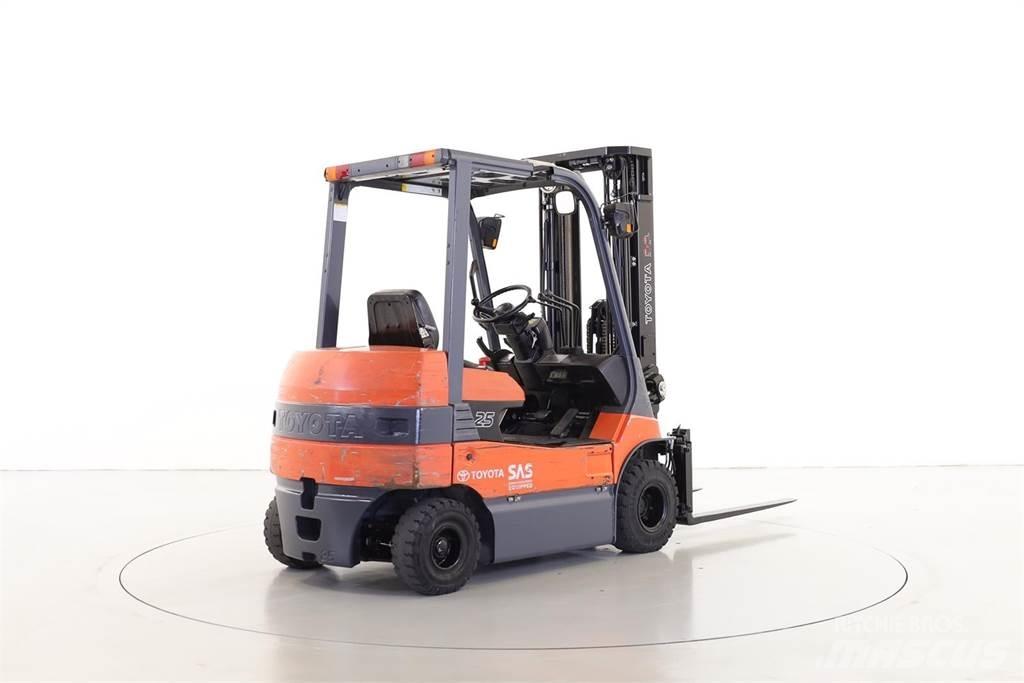 Toyota 7FB25 Elektriske trucker