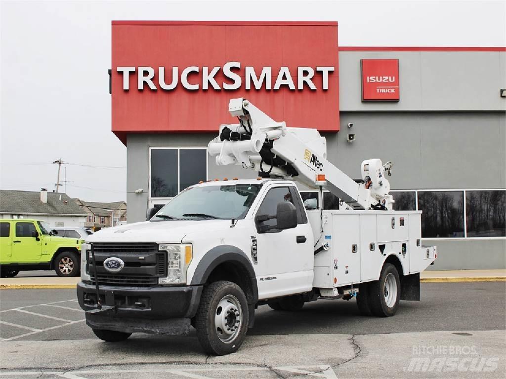 Ford F550 Bilmontert lift