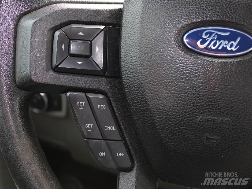 Ford F550 Bilmontert lift