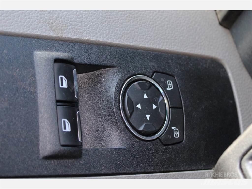 Ford F550 Bilmontert lift