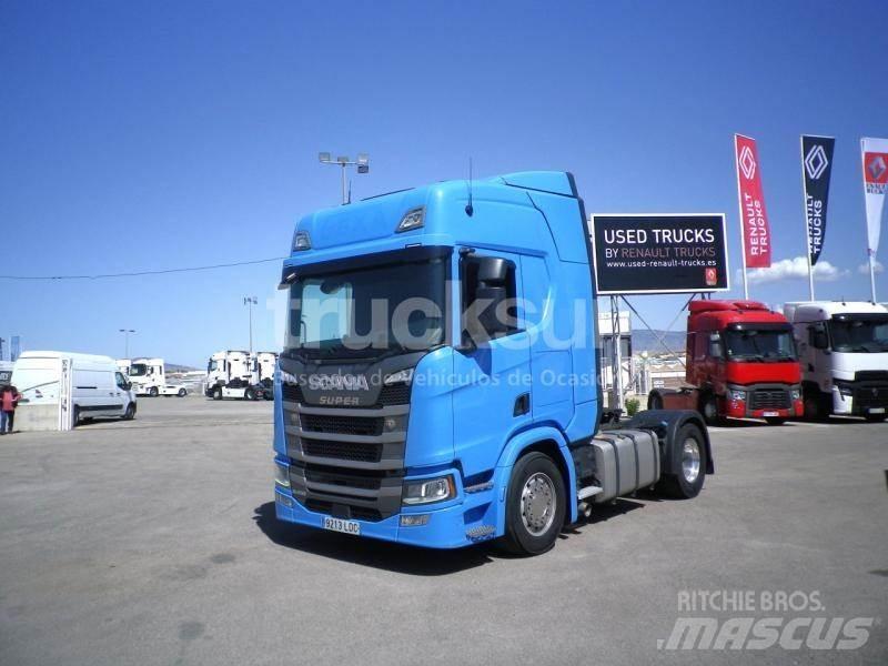 Scania R450 Trekkvogner