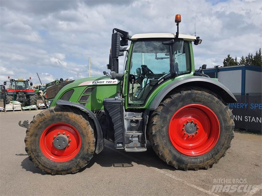 Fendt 720 VARIO S4 Traktorer