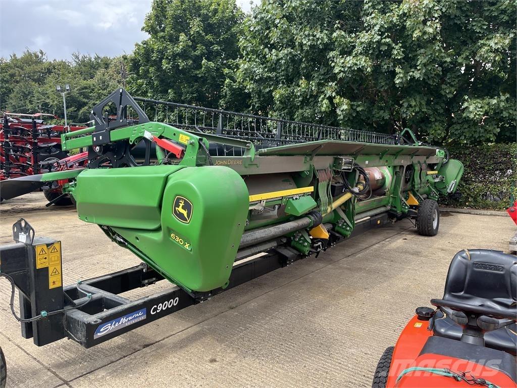 John Deere T670I Skurtreskere