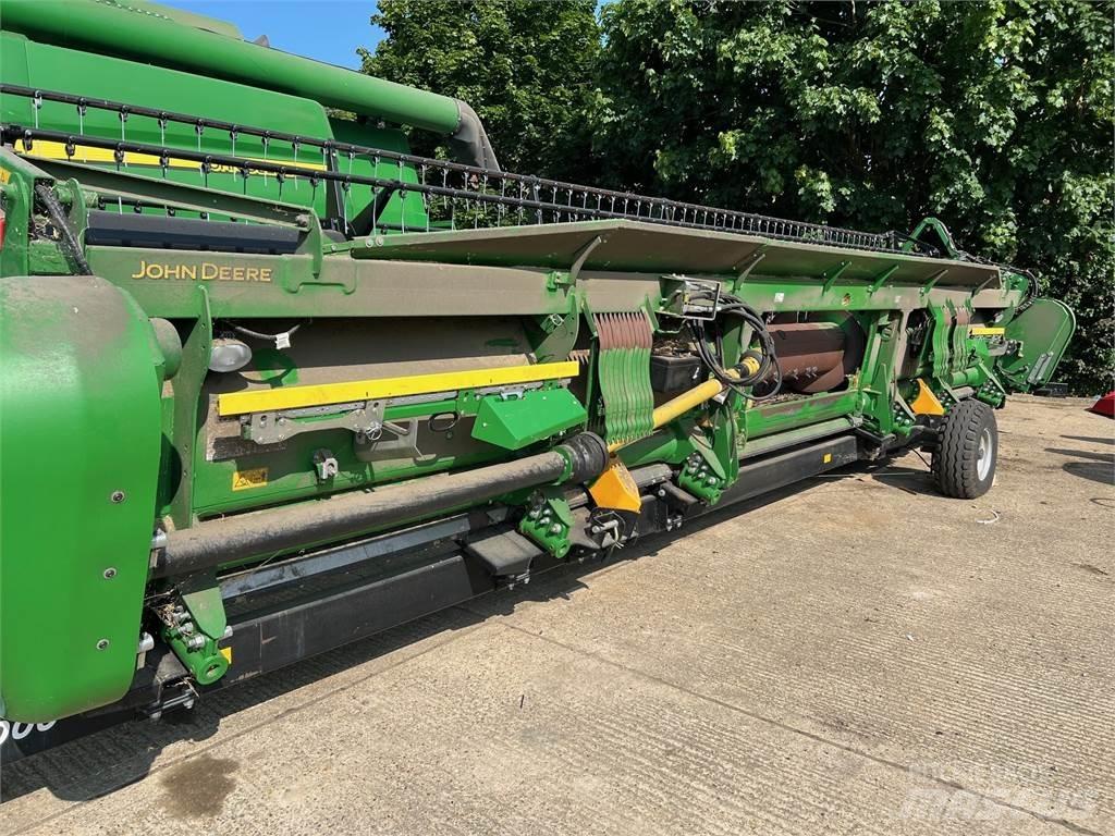 John Deere T670I Skurtreskere