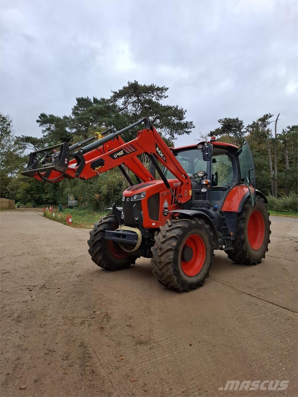 Kubota M7-152 Traktorer