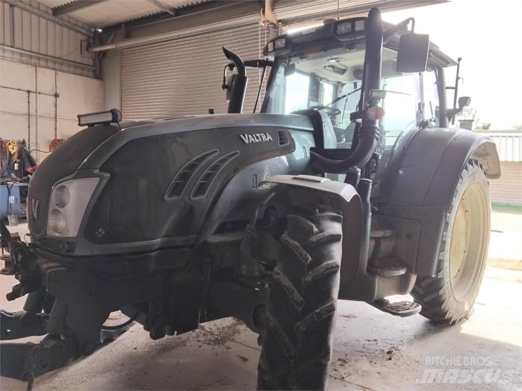 Valtra T183V Traktorer