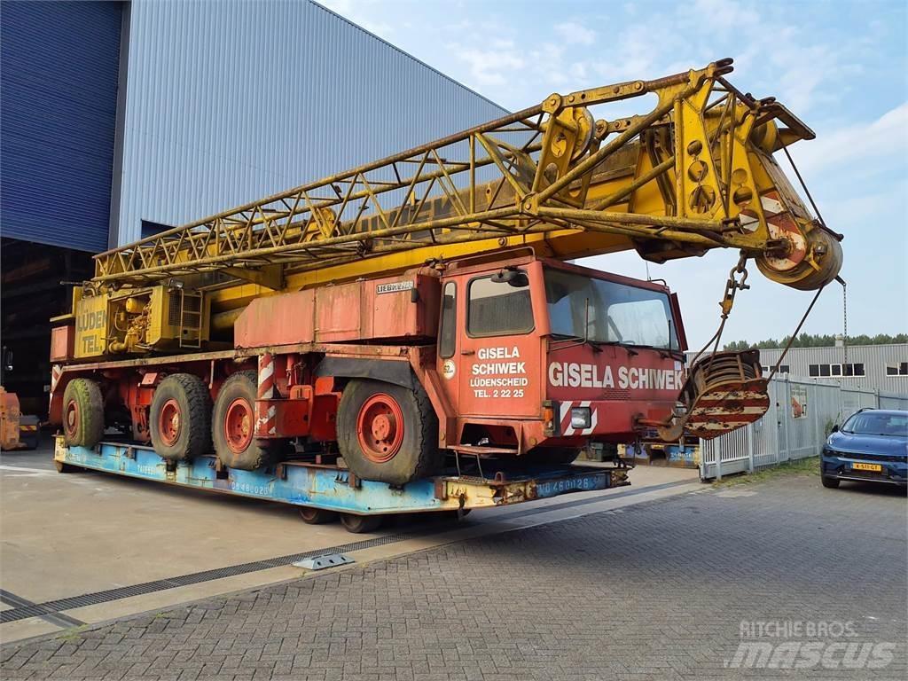 Liebherr LTM 1100 Allterreng kraner