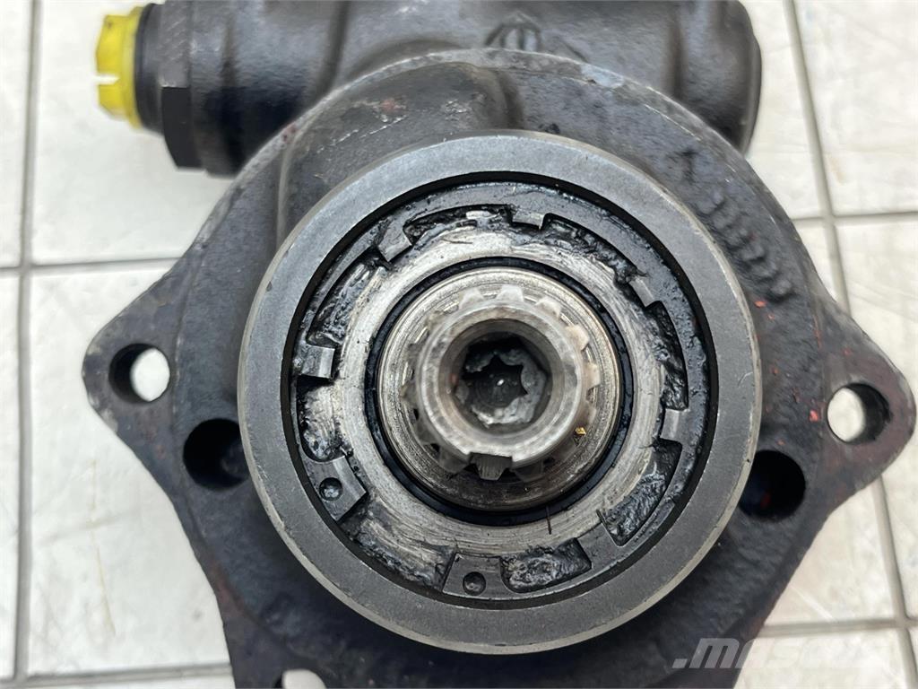 ZF steering pump Kran deler og utstyr