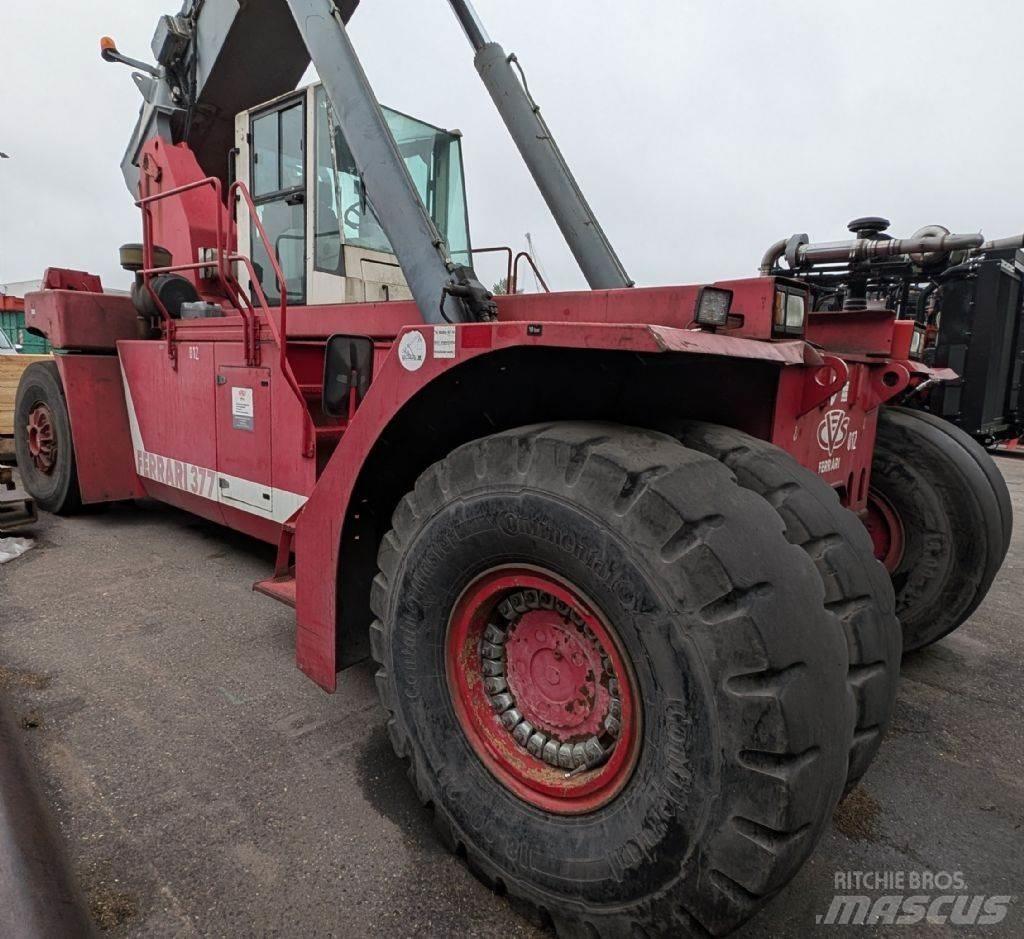 CVS Ferrari F377.5 PB Reachstackere