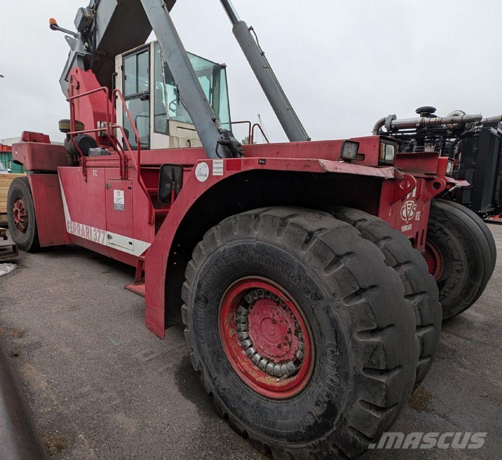 CVS Ferrari F377.5 PB Reachstackere