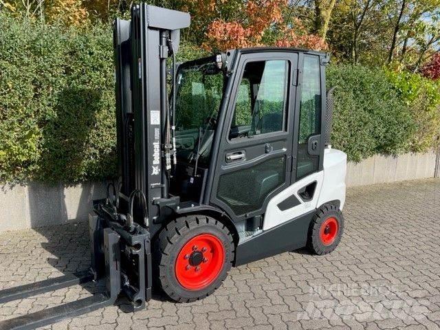 Bobcat D35C-9 Diesel Trucker