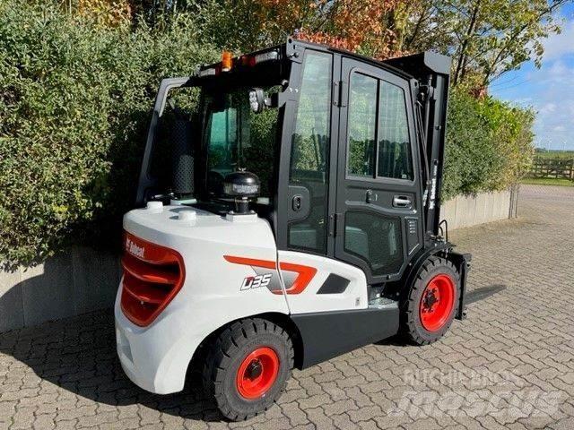Bobcat D35C-9 Diesel Trucker