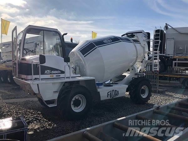 Fiori DB560T Betongbiler