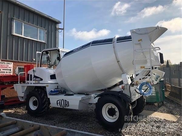 Fiori DB560T Betongbiler