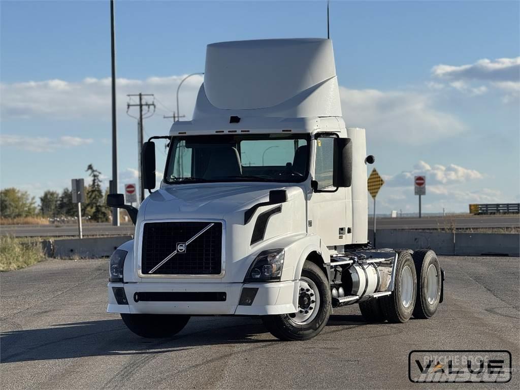 Volvo VNL300 Trekkvogner