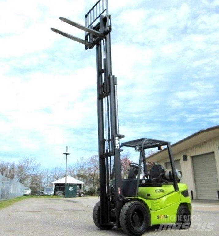 Clark GTS30L Anlegg - Annet