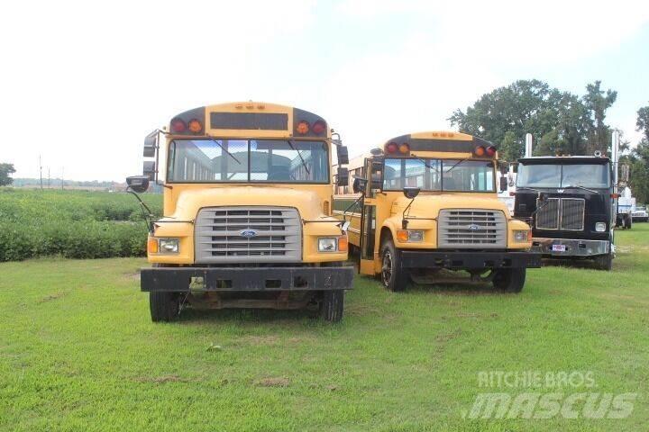 Ford B-800 Anlegg - Annet